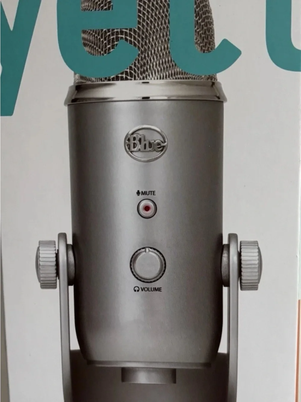 NEW Blue Yeti Silver - Ultimate Studio All In One Prof Microphone USB, in bo